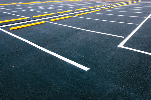 Best Practices for Proper Asphalt Parking Lot Maintenance