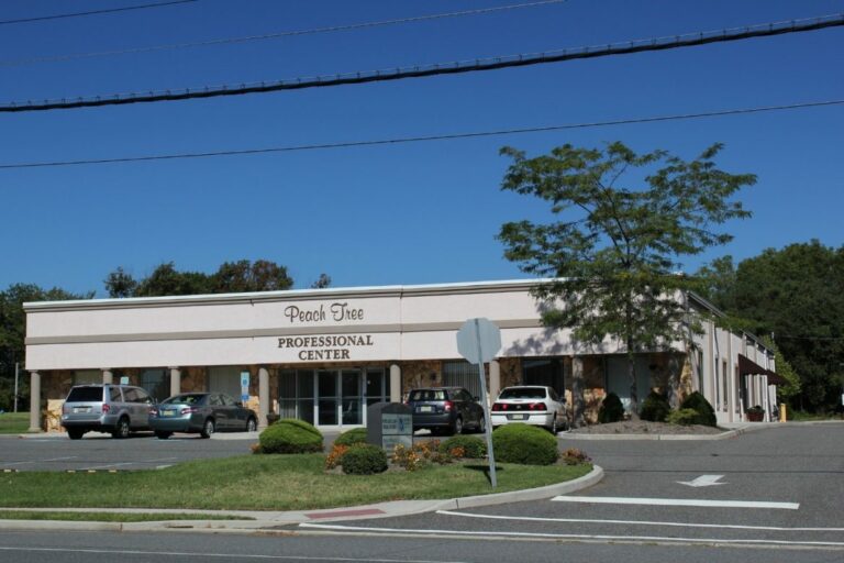 877 Kings Highway, West Deptford, New Jersey