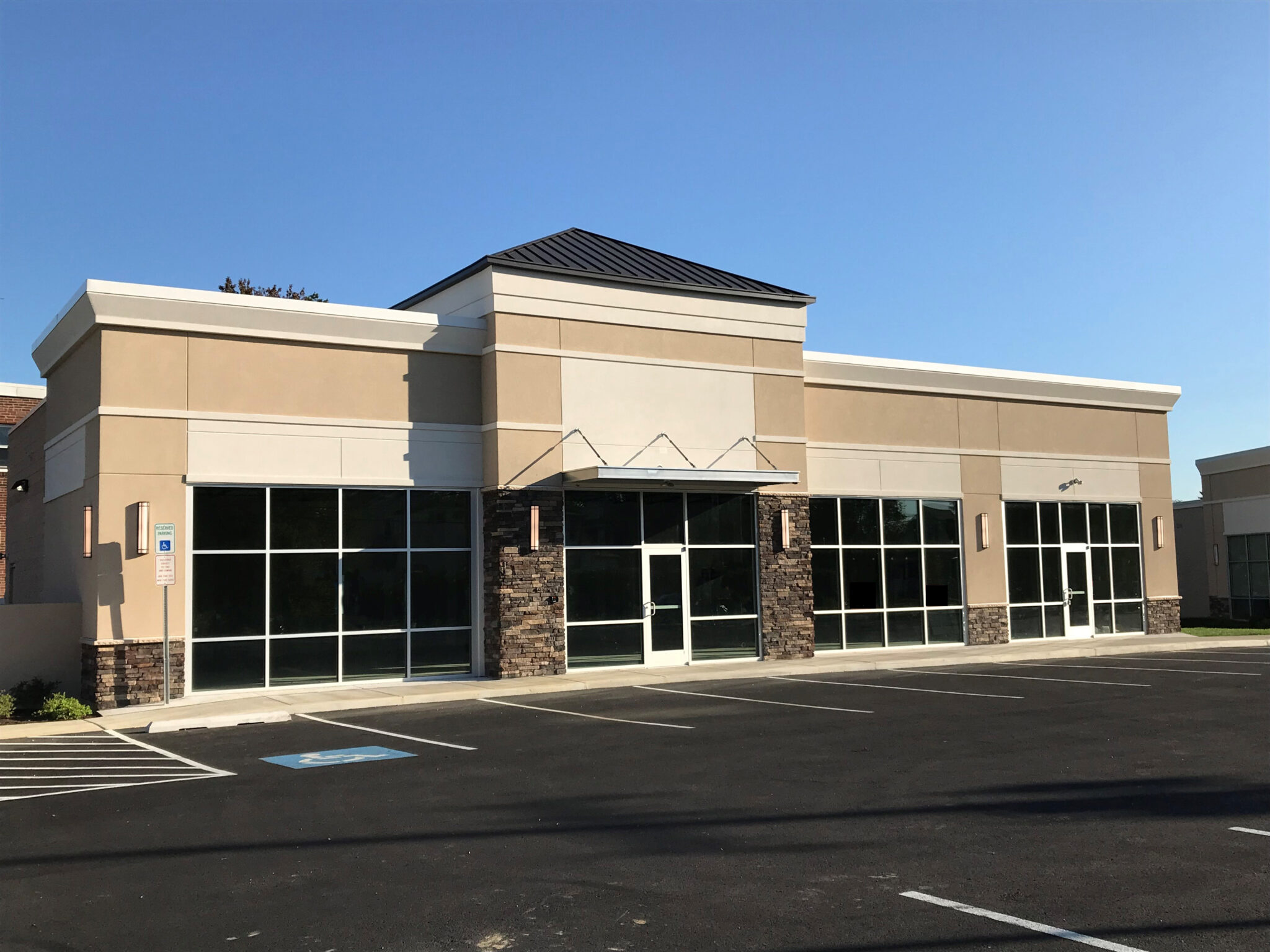 800 W. MacDade Blvd., Folsom, PA Wolf Commercial Real Estate South