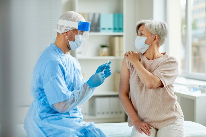 Should Employers Require Employees to Be Vaccinated