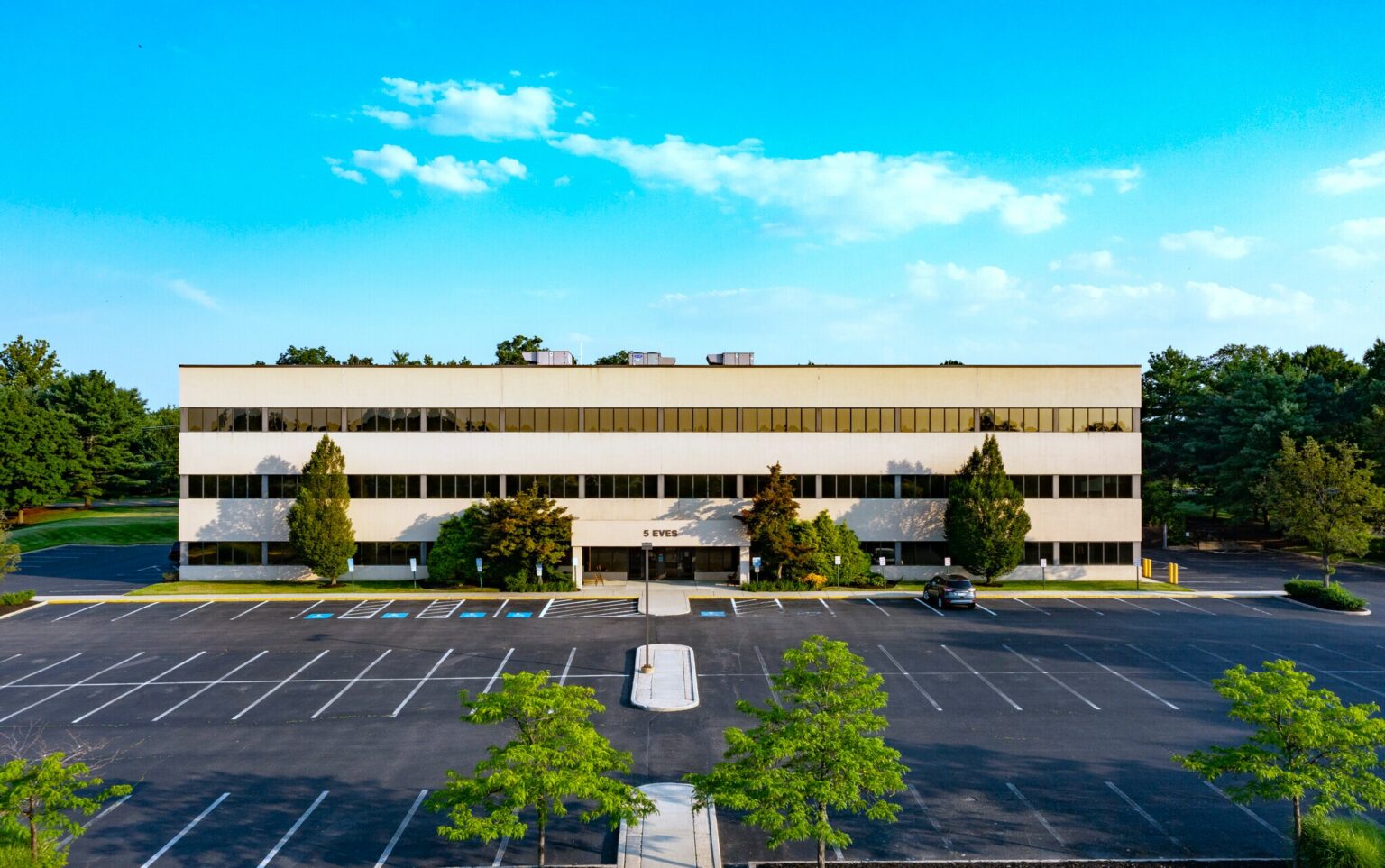 5 Eves Drive, Marlton, New Jersey Wolf Commercial Real Estate South Jersey Philadelphia PA