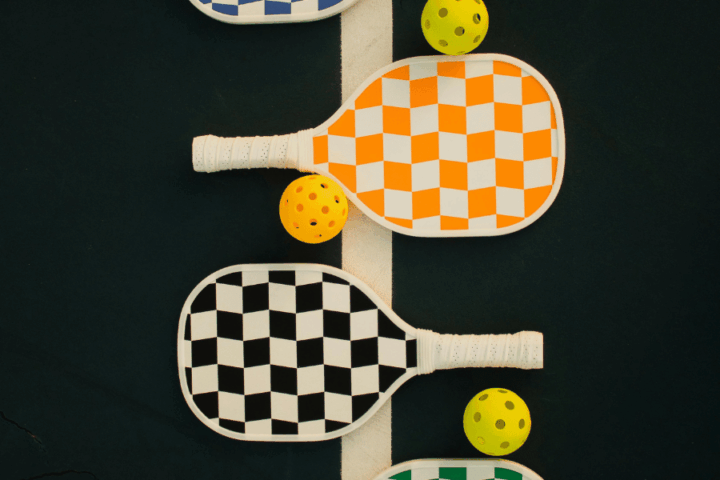 Service Retailers Surpass Goods Retailers in Leasing for the First Time